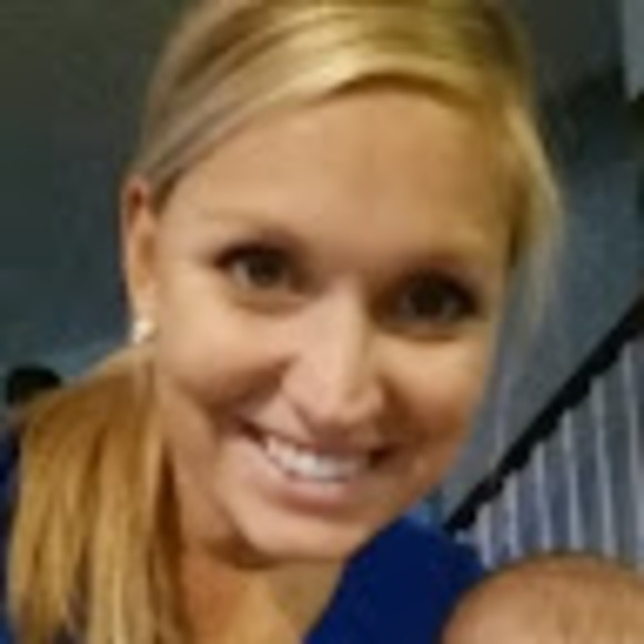 Meet your Posher, Andrea - Picture 1 of 1